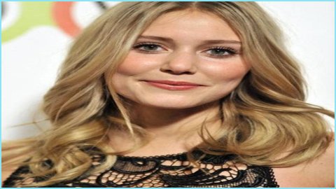 Julianna Guill